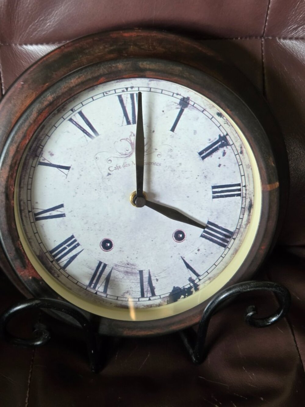 Clock w/stand - Picture 3 of 3